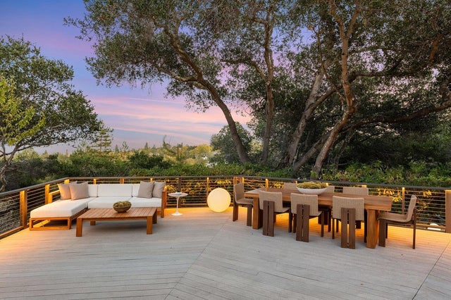 745 Endfield Way, HILLSBOROUGH