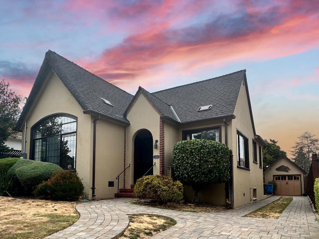 2104 Carmelita Ave, BURLINGAME