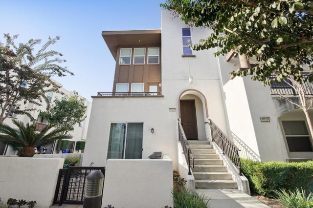 9212 Joshua Way, DOWNEY