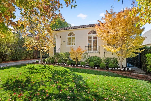 105 Pepper Ave, BURLINGAME