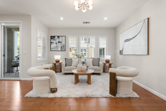 104 N Hummingbird Ln, SAN MATEO