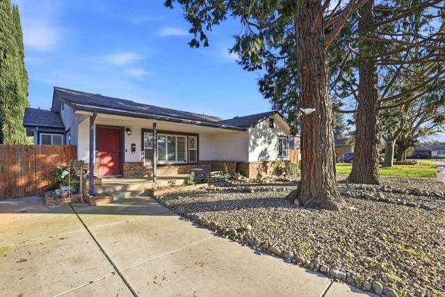 9623 Adams St, ELK GROVE