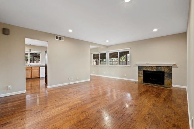 2695 Lyon Cir, CONCORD