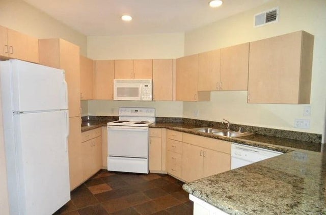 1982 W Bayshore Rd, EAST PALO ALTO