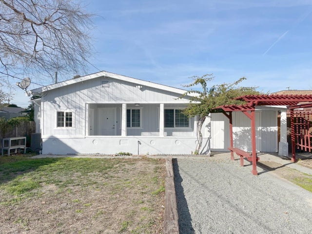 1758 5th St Studio, LIVERMORE