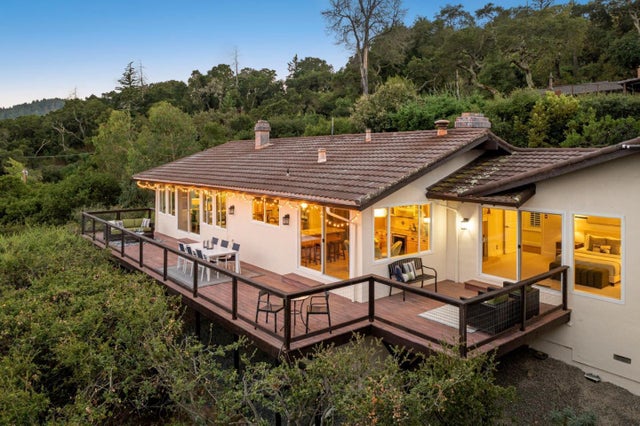 168 Sunrise Dr, Woodside