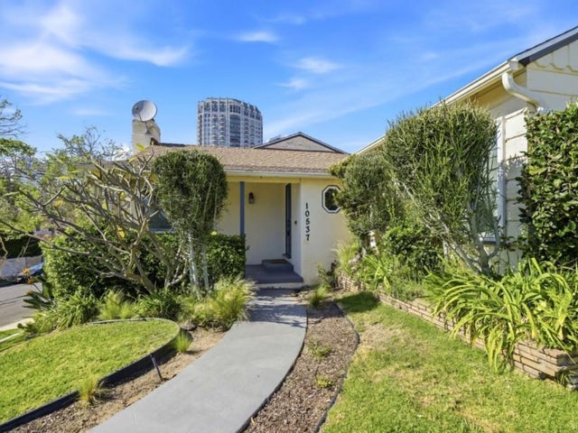 10537 Rochester Ave, LOS ANGELES