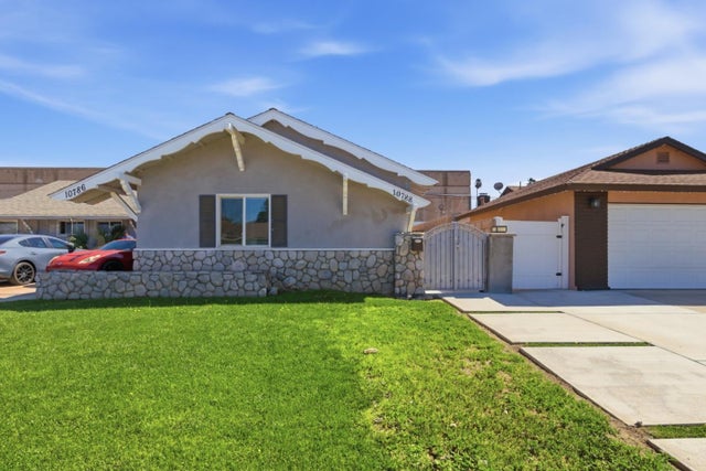 10788 Mercer Ave, RIVERSIDE