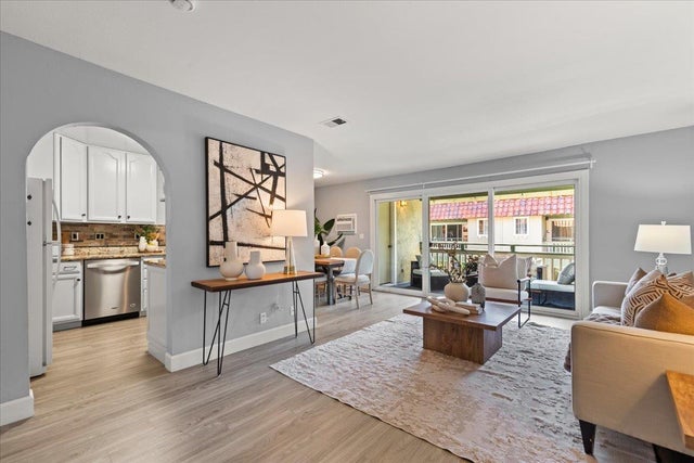 221 Kiely Blvd B, SANTA CLARA