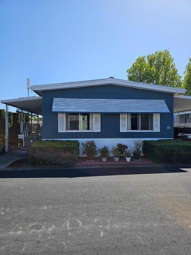 500 W 10th St 10, GILROY