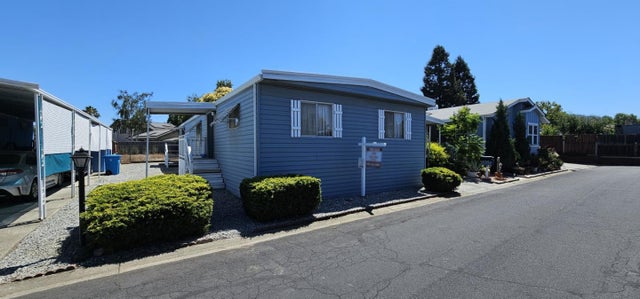 500 W 10th St 73, GILROY