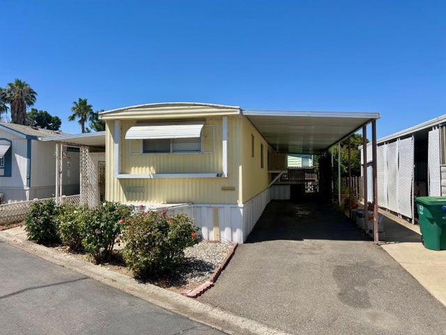 1400 Meredith 62, GUSTINE