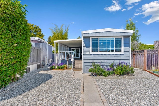 220 Mar Vista Dr 11, APTOS