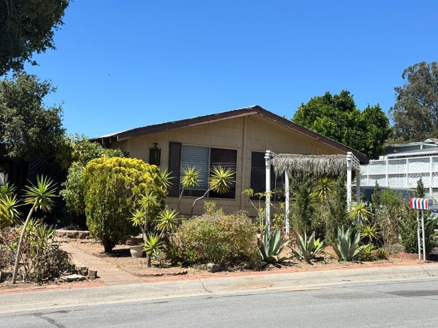231 Trevino Dr 231, NIPOMO