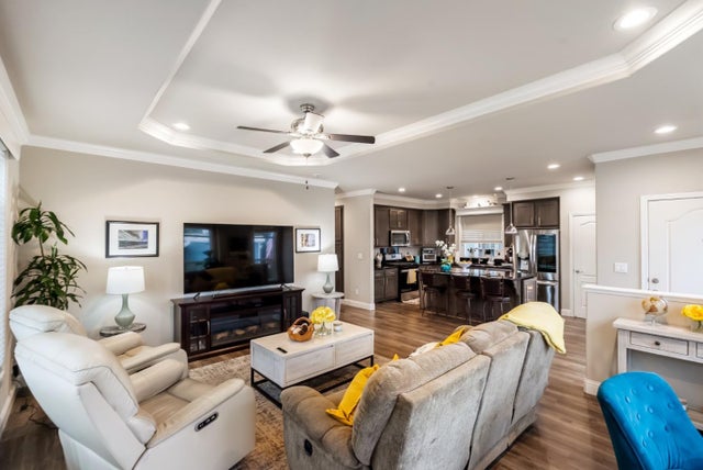 99 Timber Cove 99, CAMPBELL