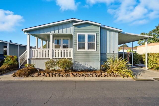 1541 Ortega 39, HAYWARD