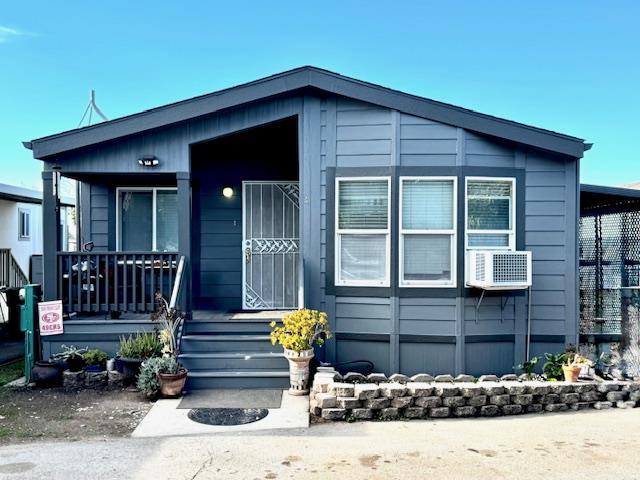 2900 Fairview Rd 4, HOLLISTER