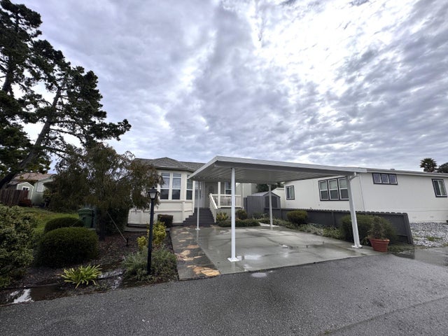 10 Coral Way 10, HALF MOON BAY