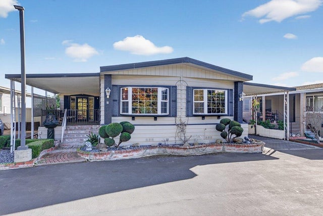 10 Pera Dr 10, WATSONVILLE