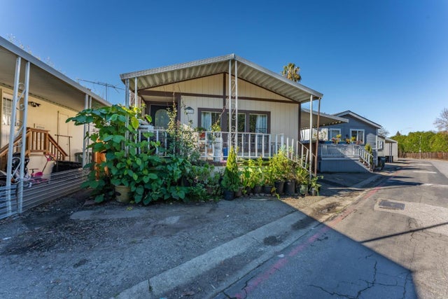 580 E Ahwanee Ave 11, SUNNYVALE