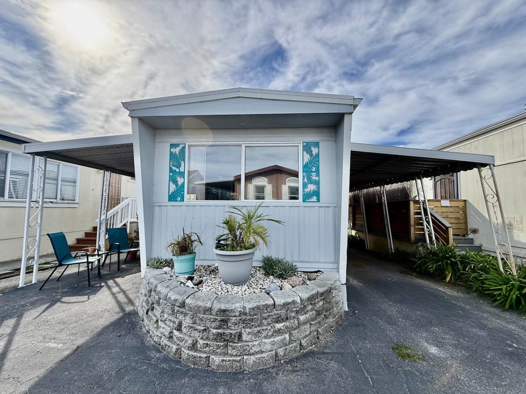 925 38th 33, SANTA CRUZ