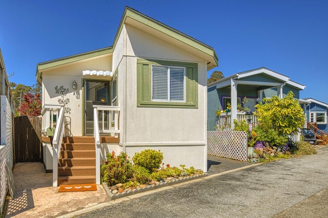 1555 Merrill St 2, SANTA CRUZ