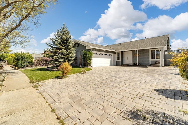 8230 Mayhews Landing Rd, NEWARK