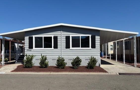 29060 Aztec Rd 79, HAYWARD