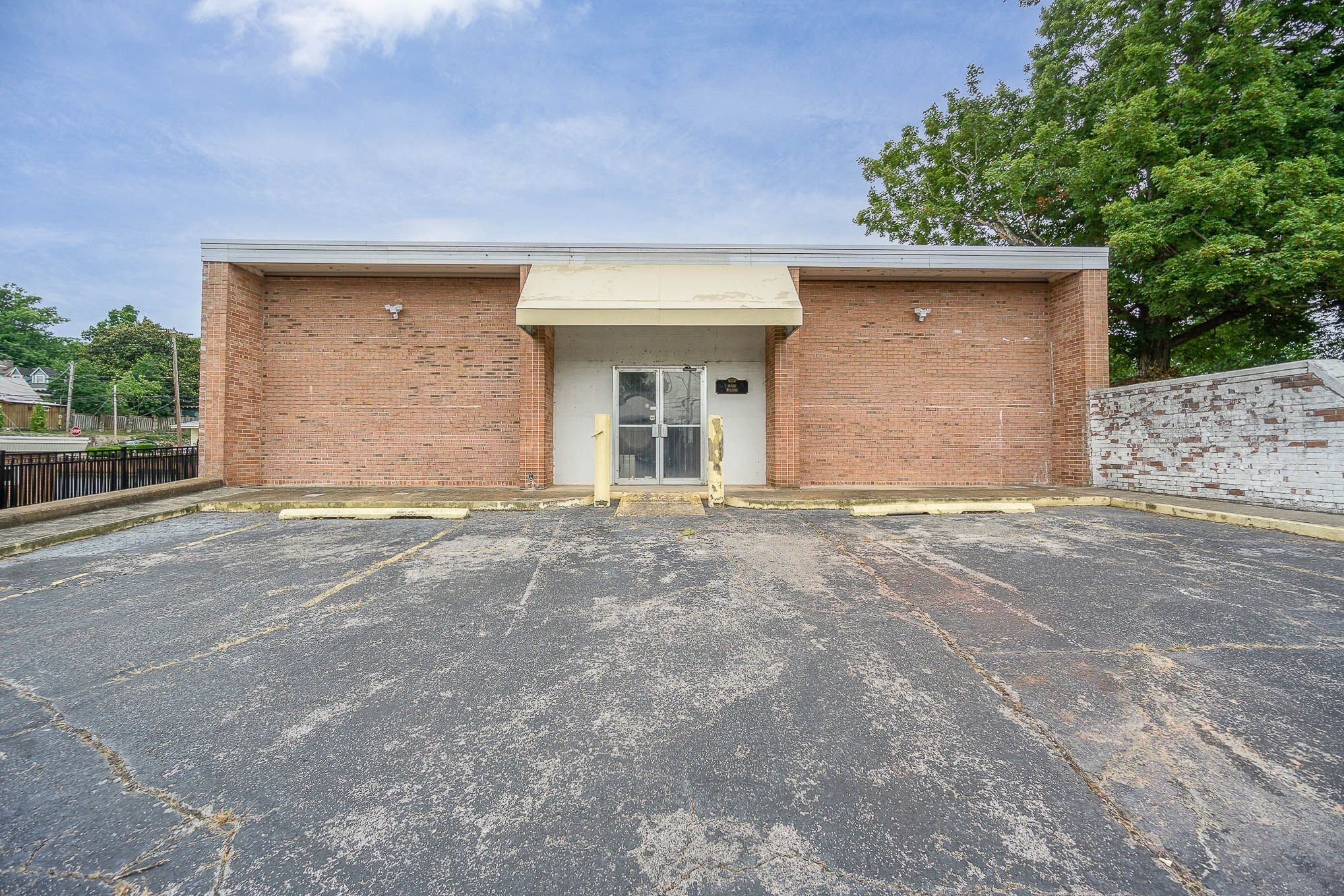 Columbia Commercial Real Estate For Sale Columbia TN