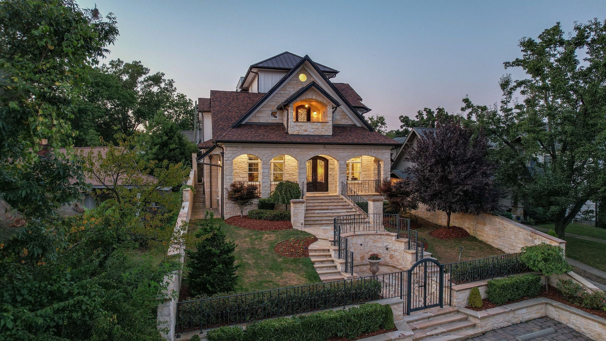 What are the most expensive homes for sale in Nashville, TN?
