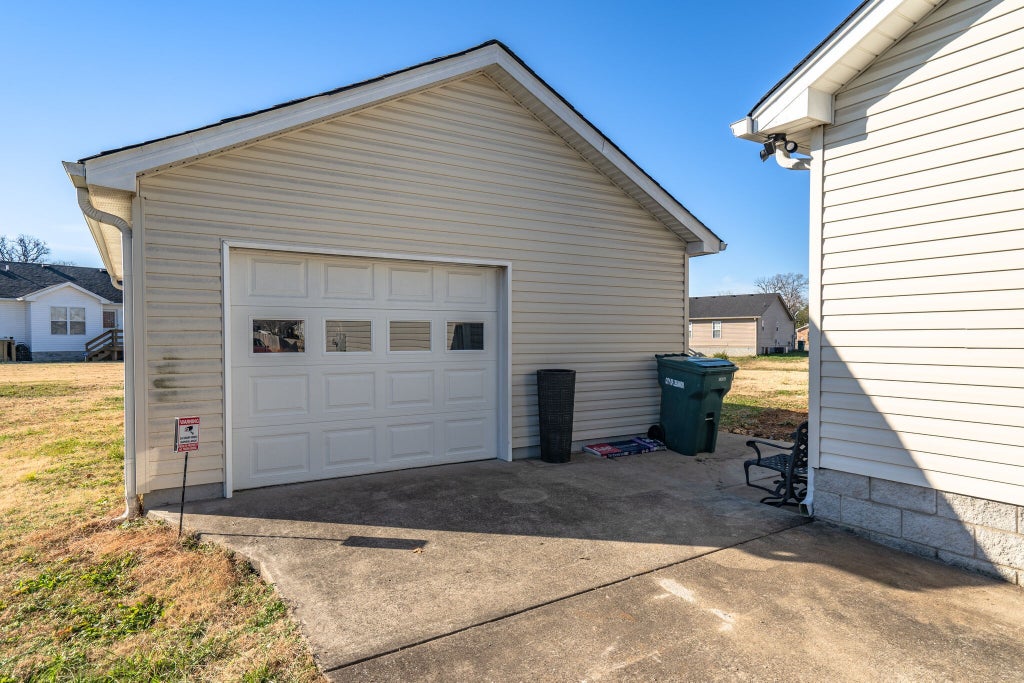 9 Roberts Ln Lebanon Tn Mls 2329812