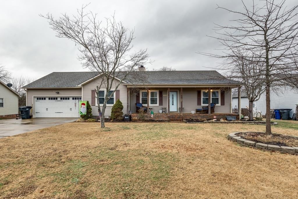 Photo for MLS 2356427 in 305 Forrest Dr Columbia, TN - 38401