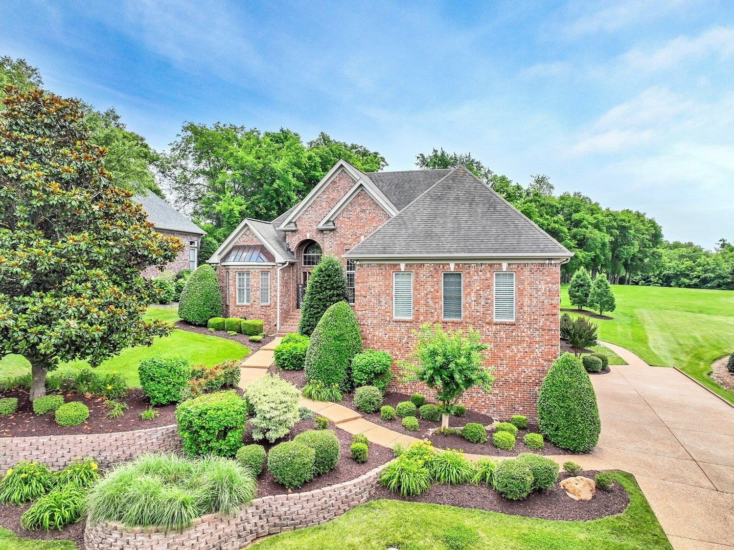 Five Oaks Homes & Real Estate Lebanon TN