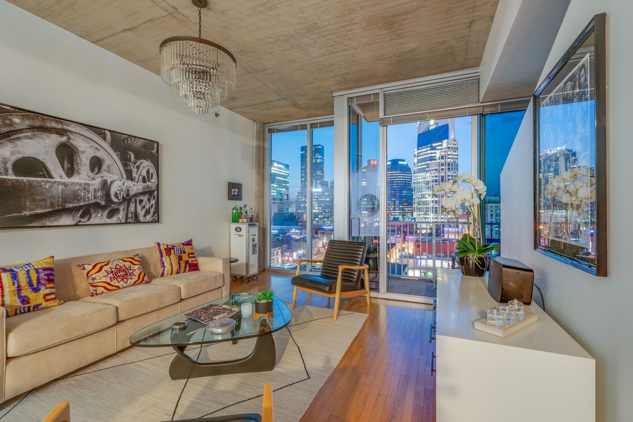 Encore Condos For Sale Nashville 301 Demonbreun Condominiums