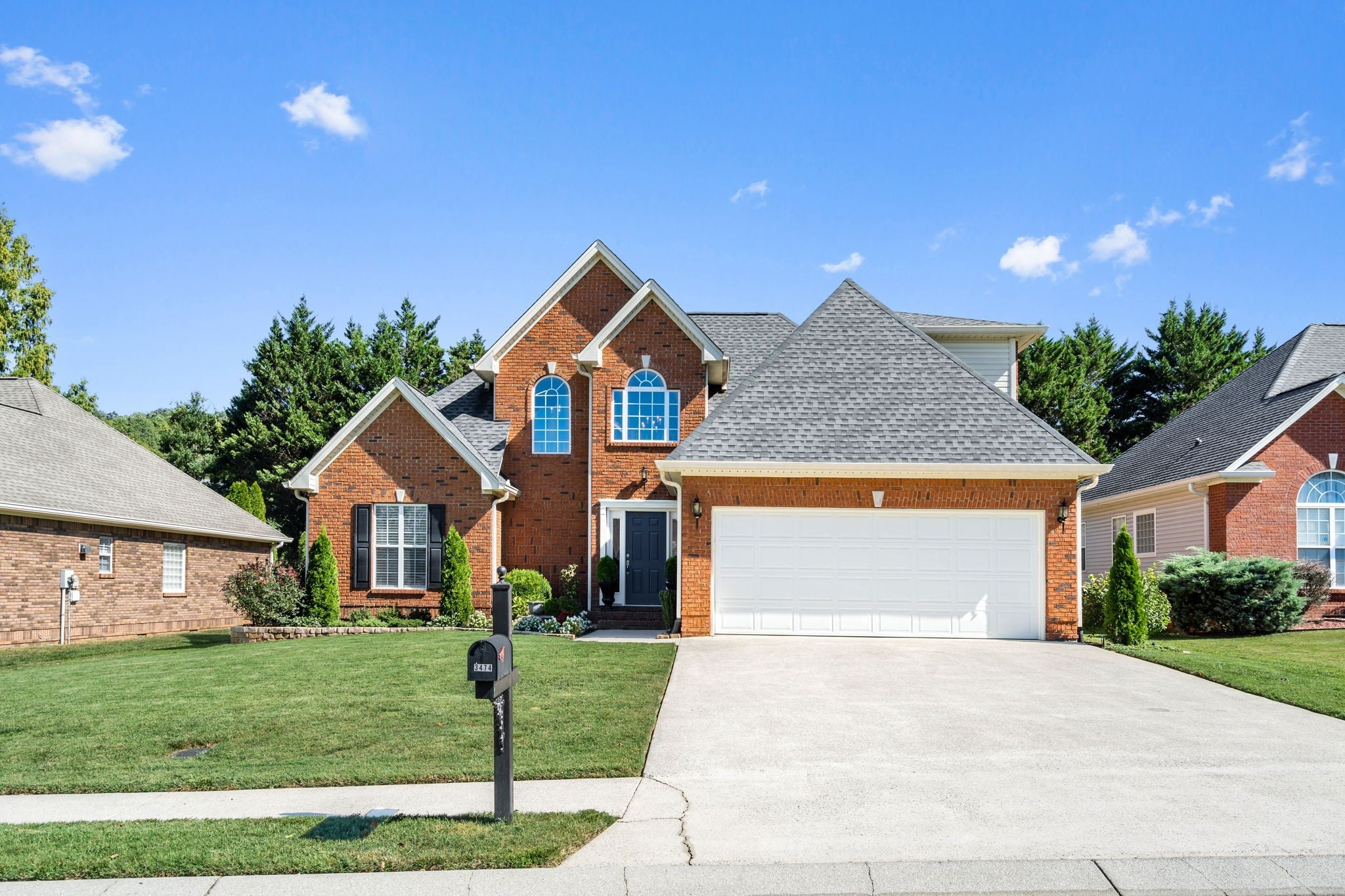 Photo of Listing #2449635