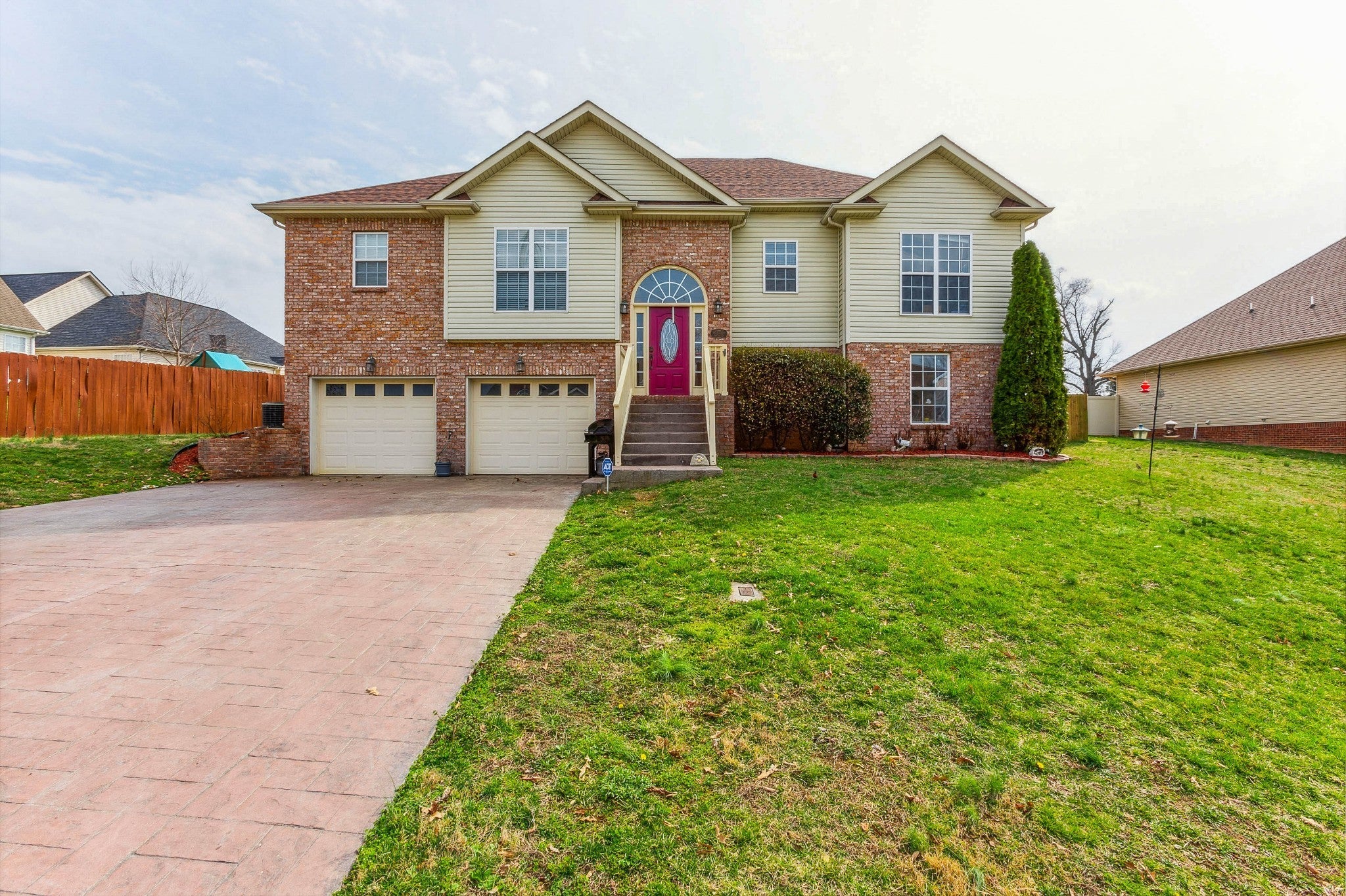 Holly Point Homes For Sale Clarksville TN