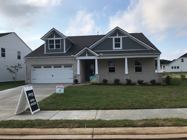 Photo of Listing #2555136