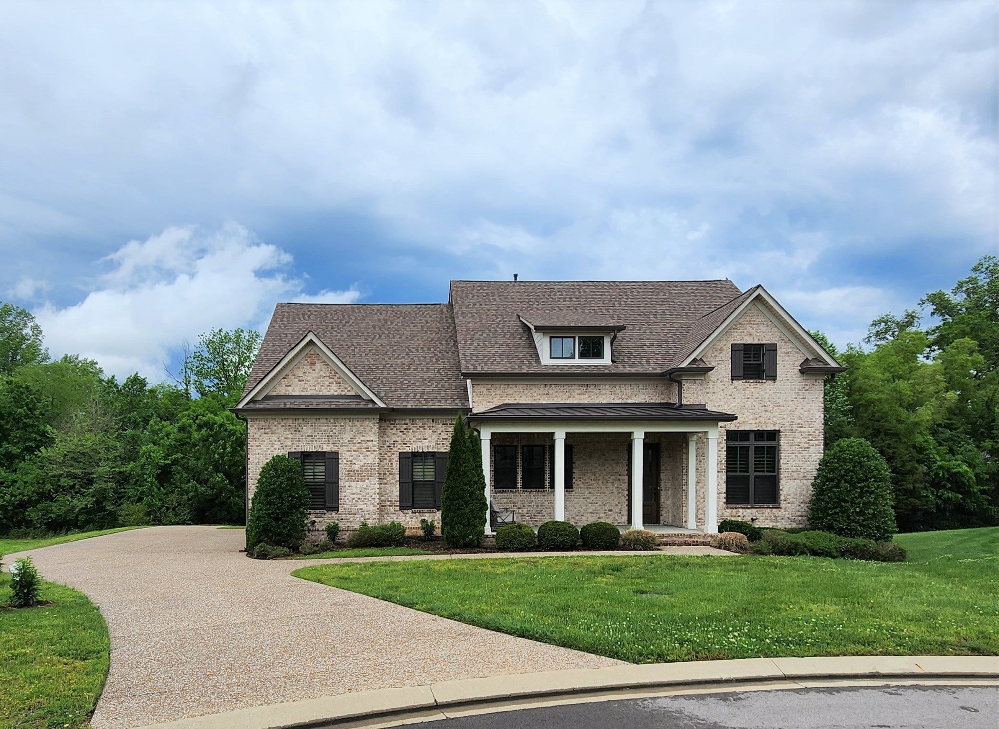 Photo of Listing #2520440
