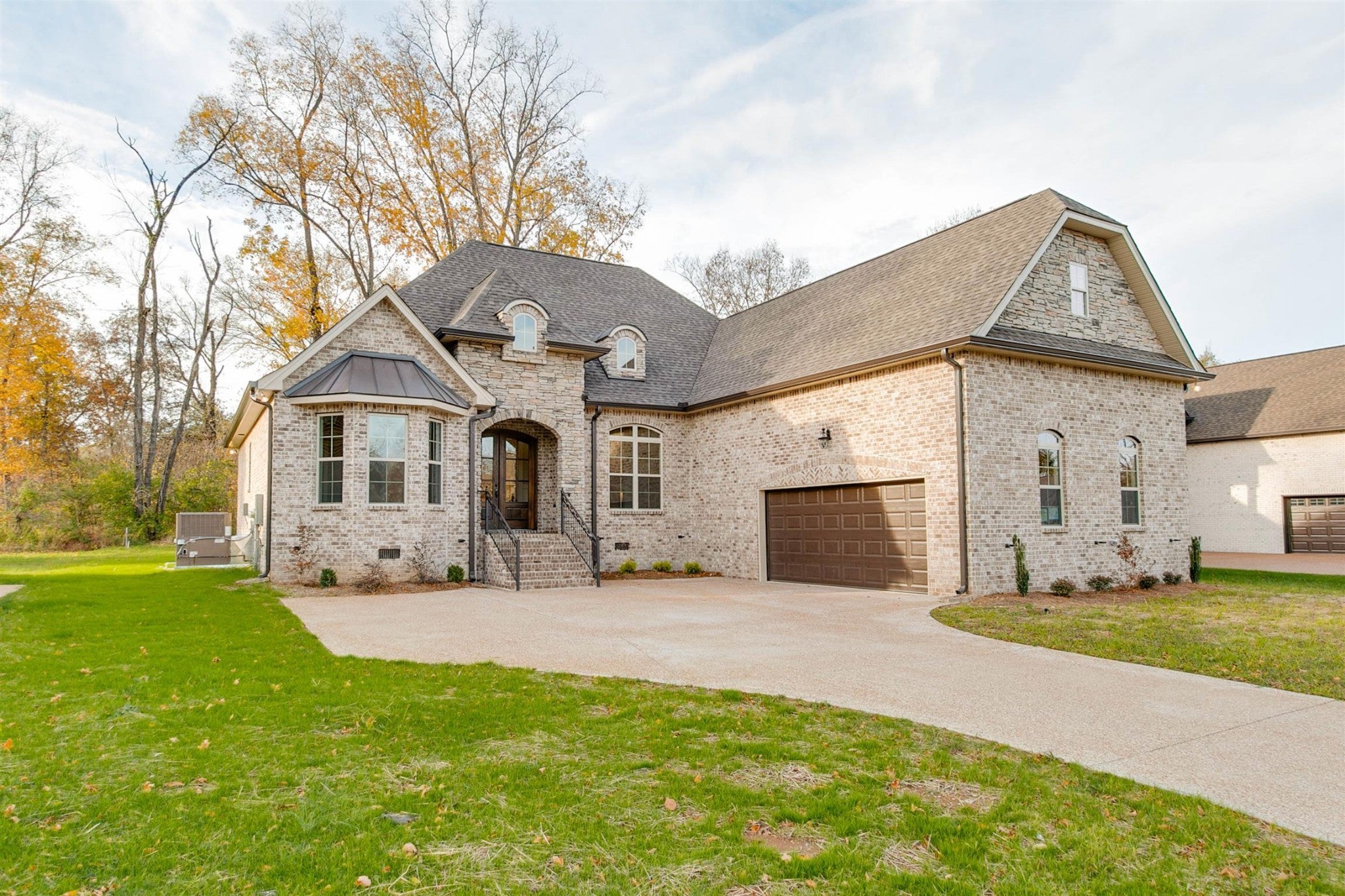 Photo of Listing #2528638