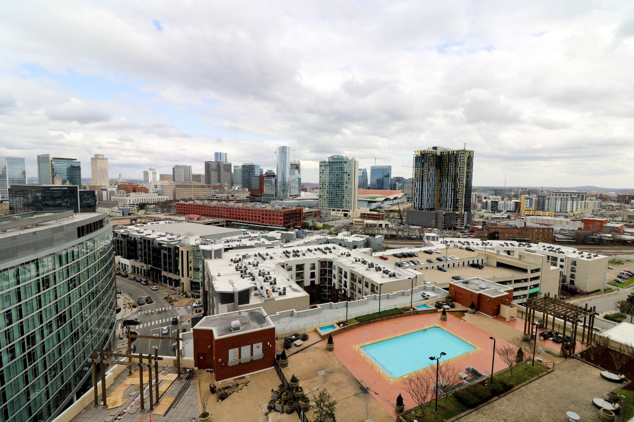 Icon in the Gulch Condos For Sale Downtown Nashville