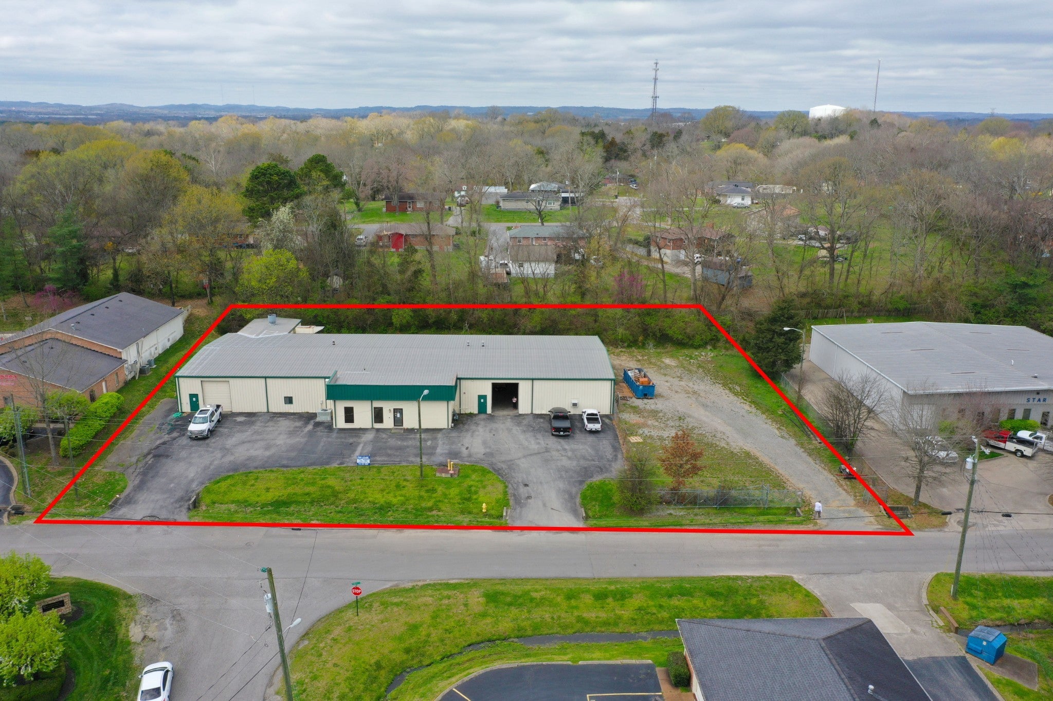 Home for sale in 51 Industrial Park Dr Hendersonville, TN