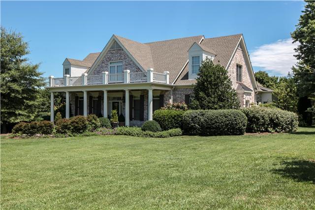 Home for sale in 1100 Holly Hill Dr Franklin, TN