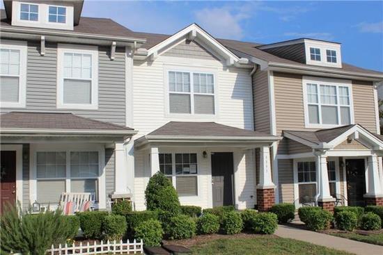 Home for sale in 3329 Harpeth Springs Dr Nashville, TN