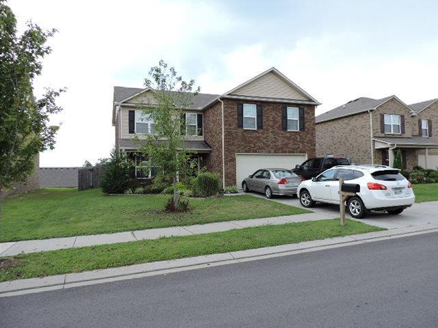 Home for sale in 1021 Patmore Ln Hendersonville, TN