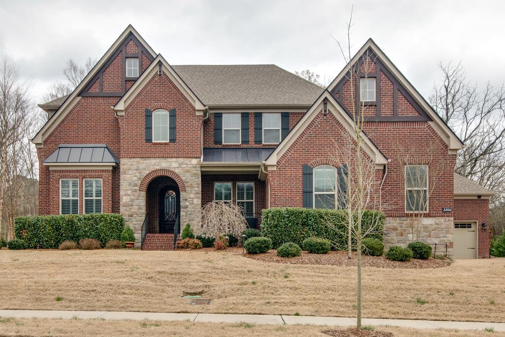 Home for sale in 2206 Georgian Cir Franklin, TN