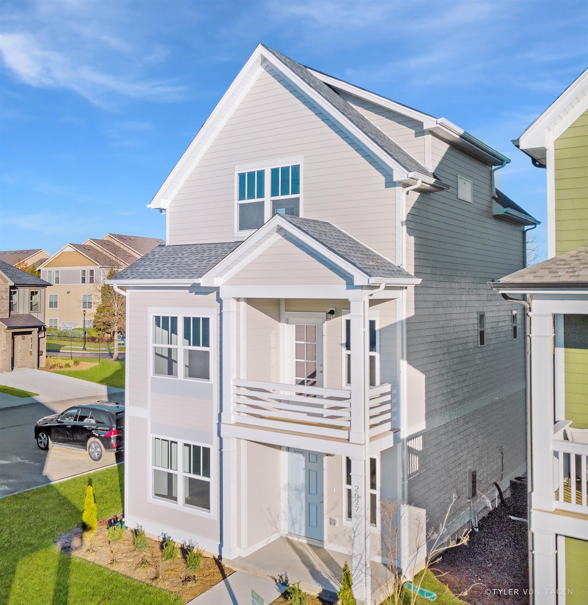 Home for sale in 2027 French Bayou Lane Hendersonville, TN