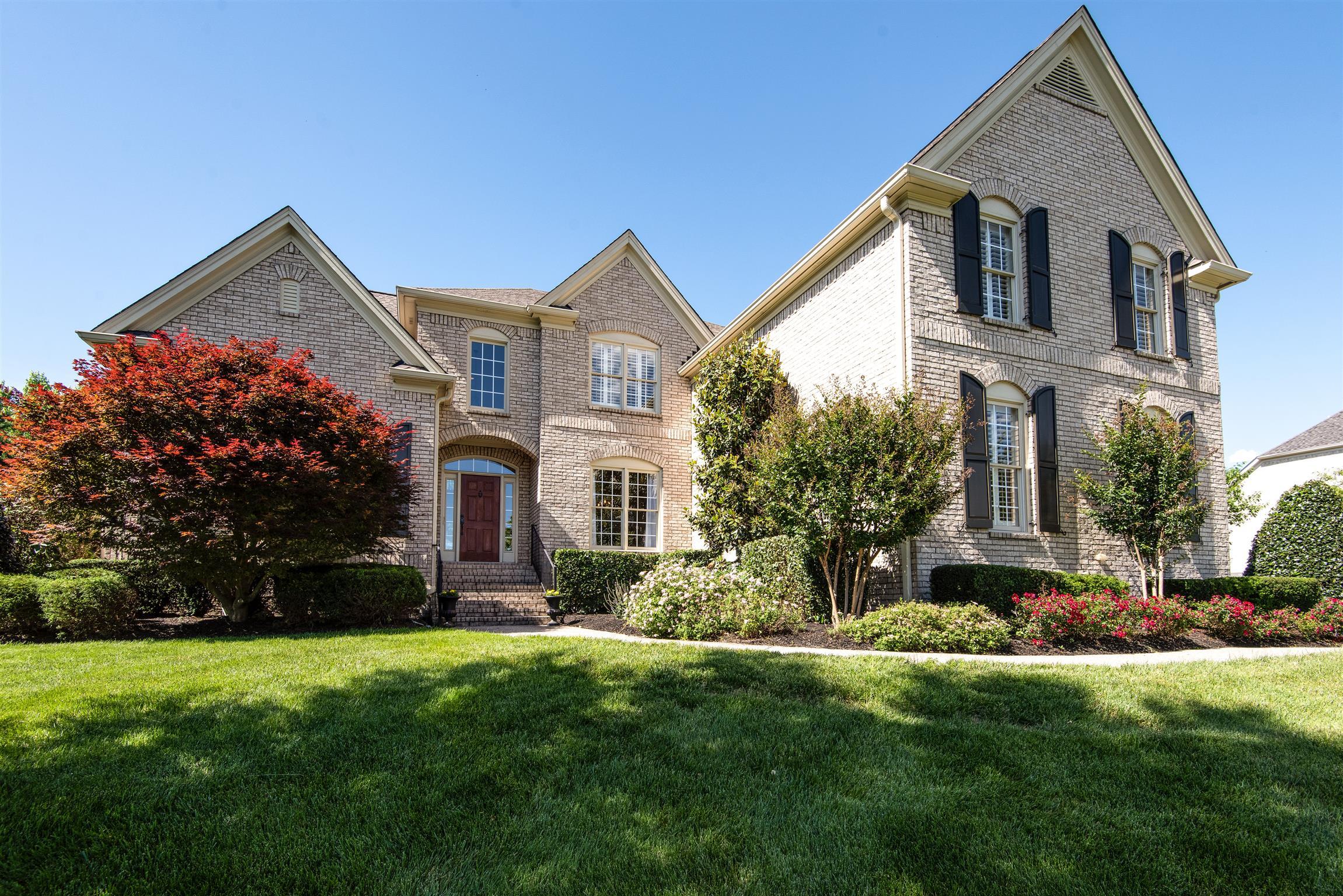 Brentwood Real Estate - Residential for sale