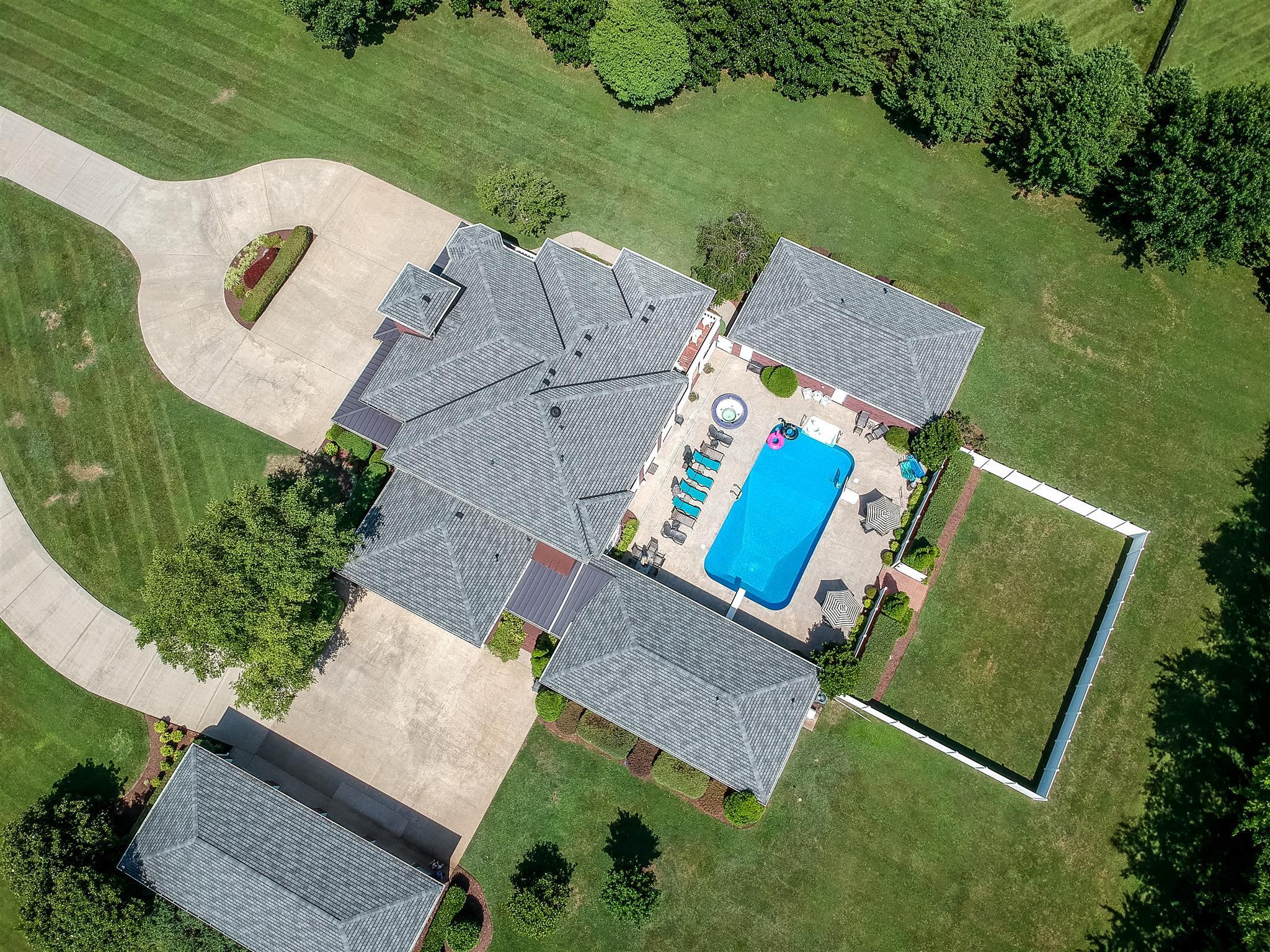 Home for sale in 2313 River Rd Murfreesboro, TN