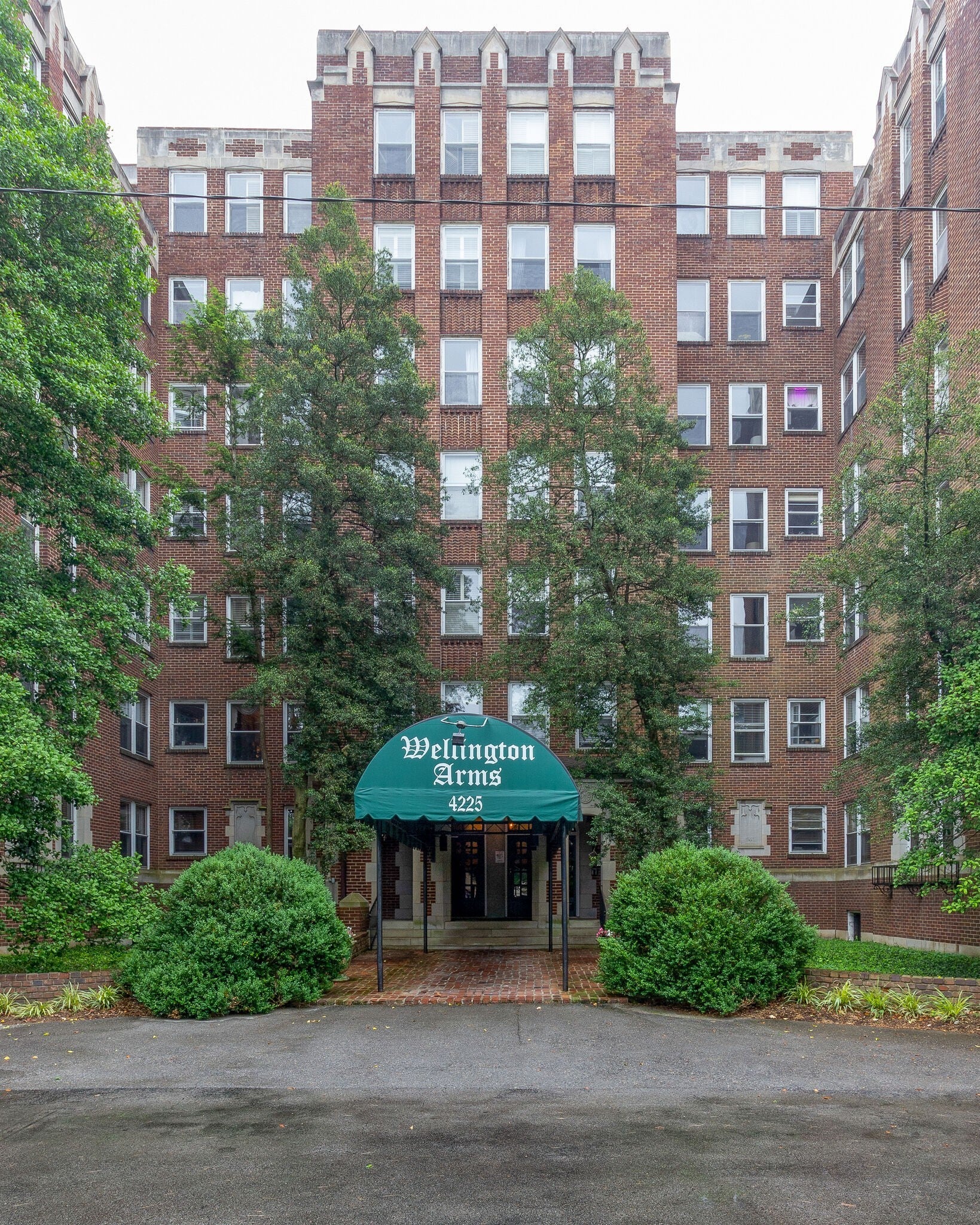 Home for sale in 4225 Harding Pike 301 Nashville, TN