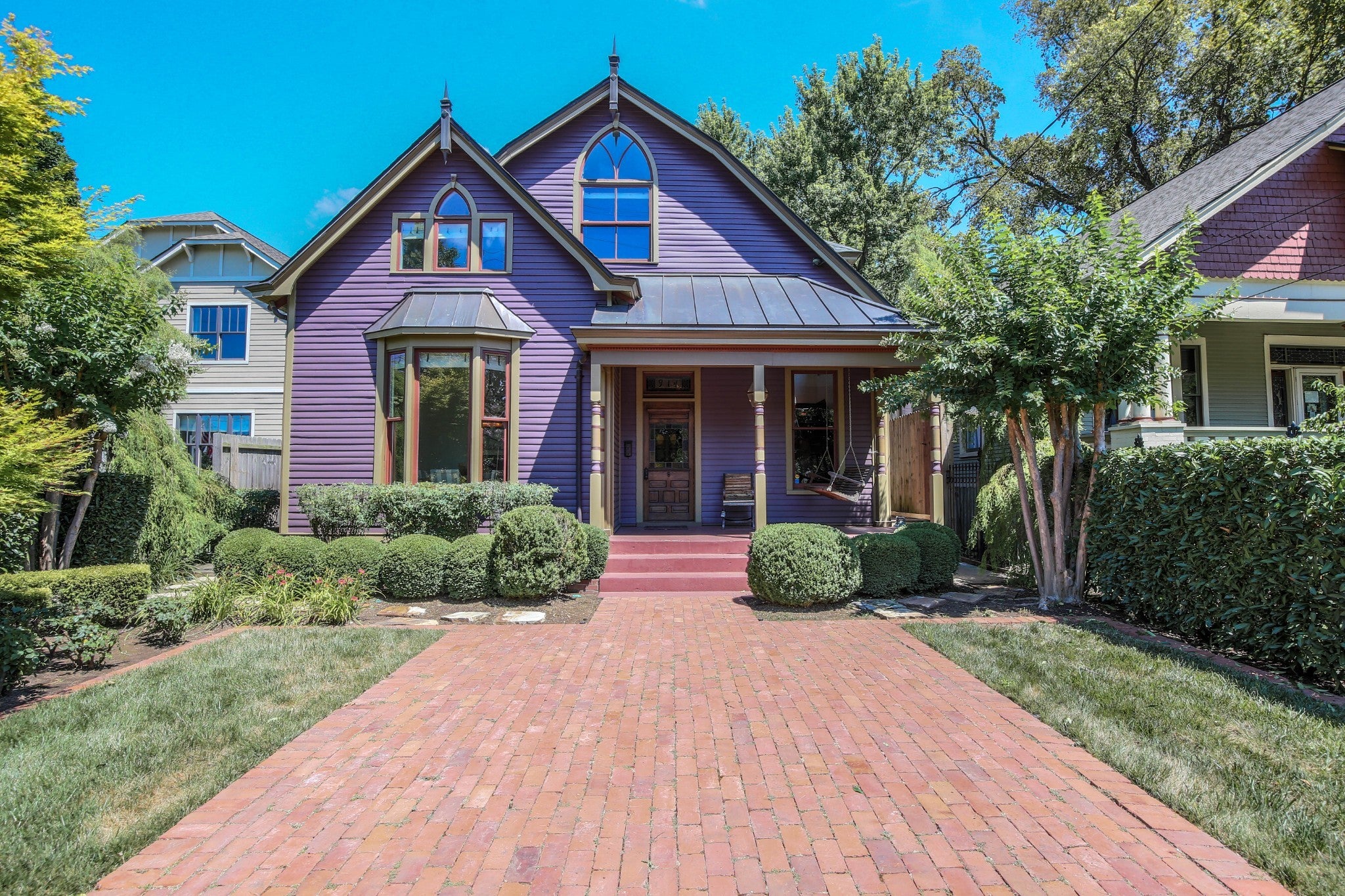 Home for sale in 914 S Douglas Ave Nashville, TN